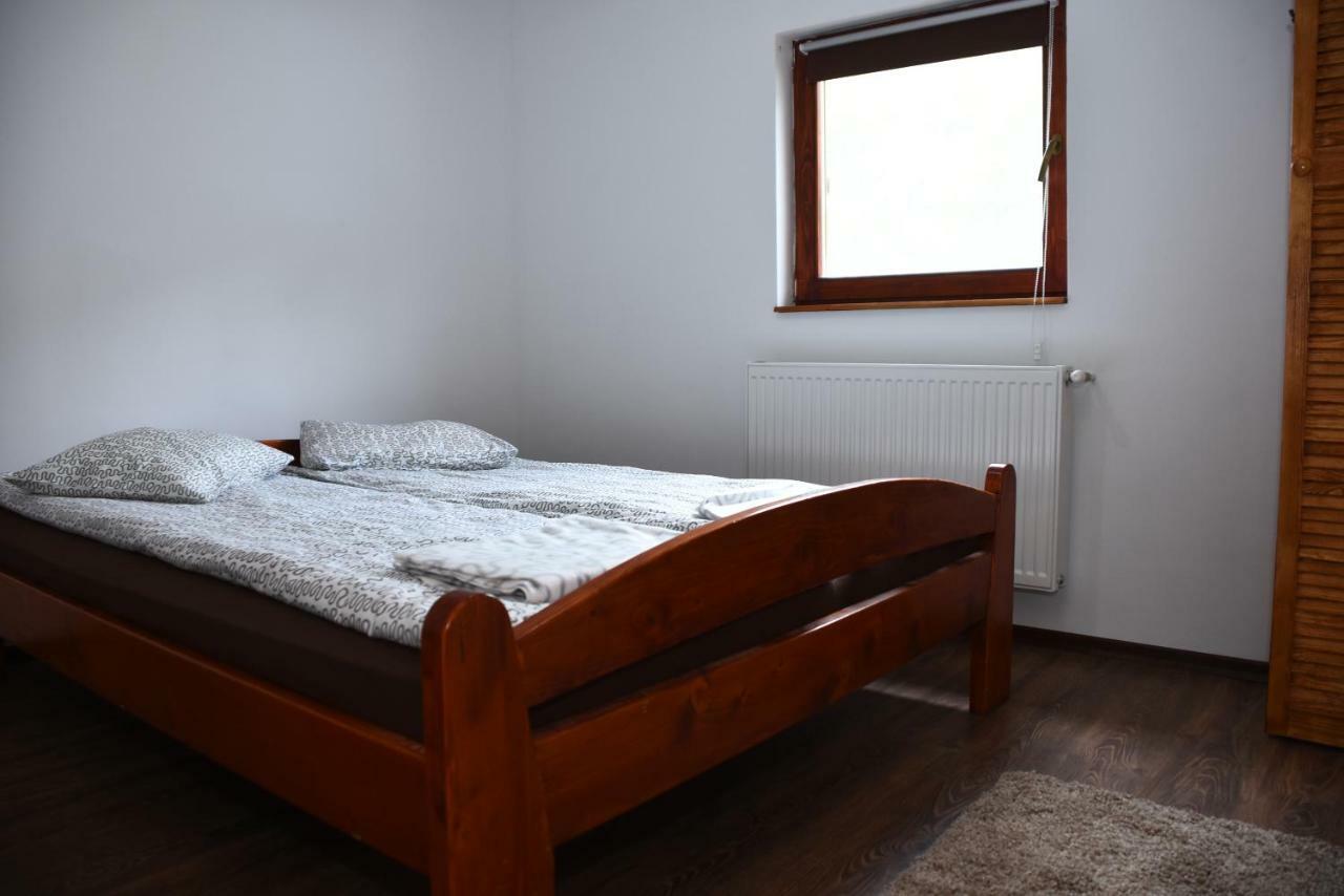 Hotel Katalin Kulcsoshaz à Băile Chirui Extérieur photo