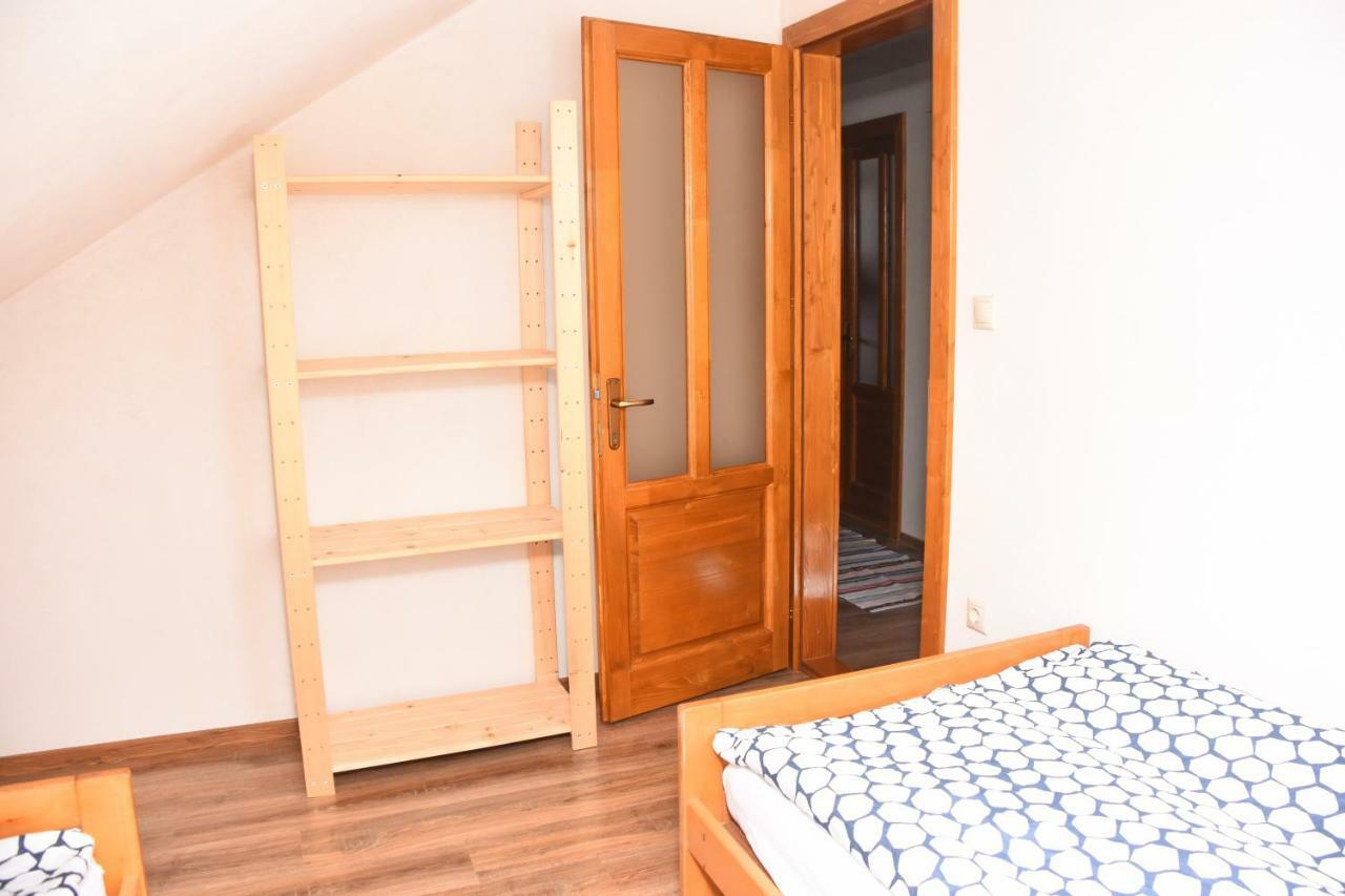 Hotel Katalin Kulcsoshaz à Băile Chirui Extérieur photo